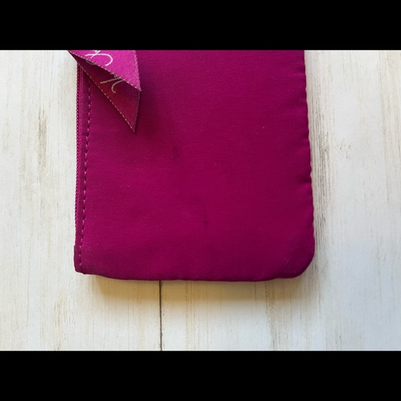 Vera Bradley Keychain Pouch - Picture 2 of 6